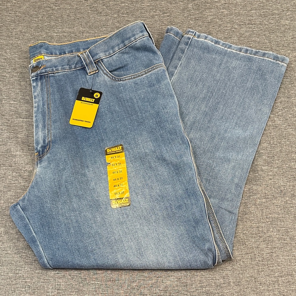 DEWALT Relaxed Fit Men's Blue Jeans